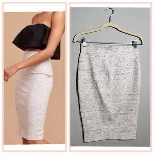 WILFRED ARITZIA Wool Blend Pencil Skirt | Heather Gray | Pull on | Size Medium